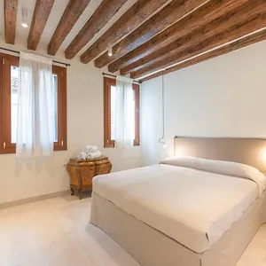  Apartment Grifalcon D'oro - Center